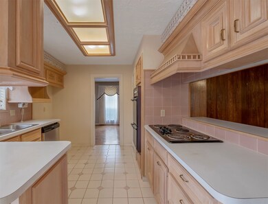 12006 Kirknoll Dr, Houston, TX 77089 - photo 7