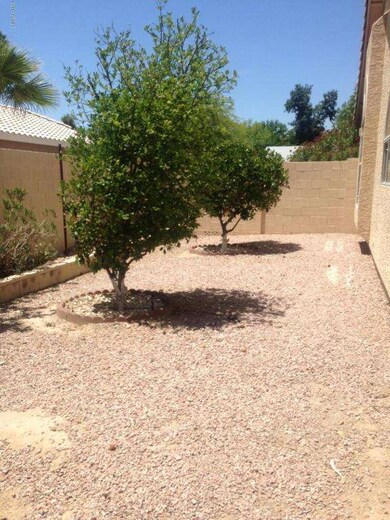 B tree