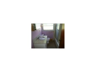 unlisted-address, Lansing, MI 48910 - photo 4
