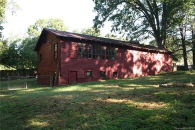 121 E End Ave, Statesville, NC 28677 - photo 4