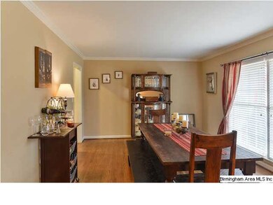 Current owners use the whole room as a formal dini