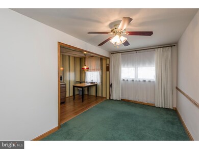 715 Hillcrest Dr, Glenolden, PA 19036 - photo 7