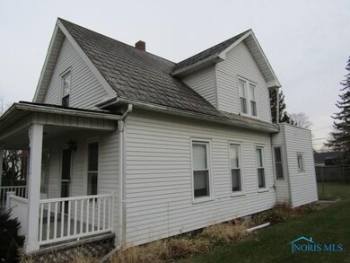 215 N Elm St, Woodville, OH 43469 - photo 4