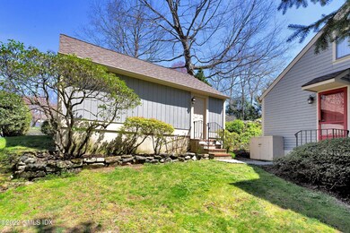 516 W Lyon Farm Dr, Greenwich, CT 06831 - photo 6