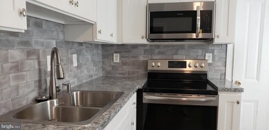 804 N Van Buren St unit 1, Wilmington, DE 19806 - photo 2