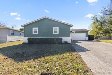 537 E Ft Worth Dr, Broken Arrow, OK 74012 - photo 2