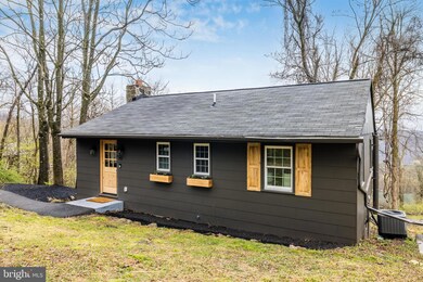 70 Arrowood Rd, Linden, VA 22642 - photo 2