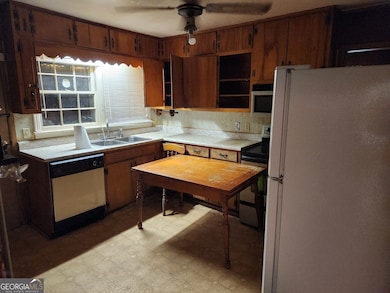 3874 Rex Cir, Rex, GA 30273 - photo 6