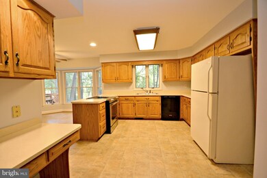 10228 Harvest Fields Dr, Woodstock, MD 21163 - photo 7