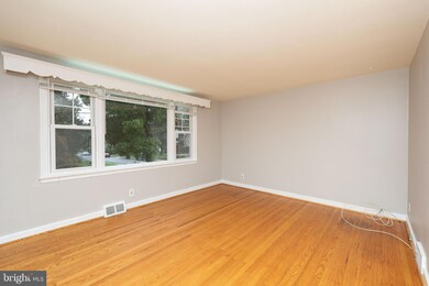 612 Shoemaker Ave unit 1, Jenkintown, PA 19046 - photo 5