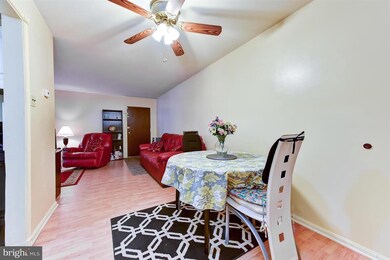 403 N Beauregard St unit 104, Alexandria, VA 22312 - photo 4