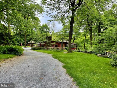 137 Longenecker Rd, Mount Joy, PA 17552 - photo 3