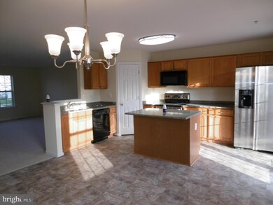 9501 Branchleigh Rd, Randallstown, MD 21133 - photo 3