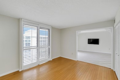 Pilot House Condominiums unit 907, Fort Lauderdale, FL 33308 - photo 7