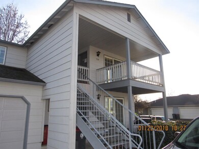 528 Village Dr unit C12, Central Point, OR 97502 - photo 4