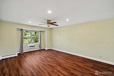 113 The Orchard unit J, East Windsor, NJ 08512 - photo 5