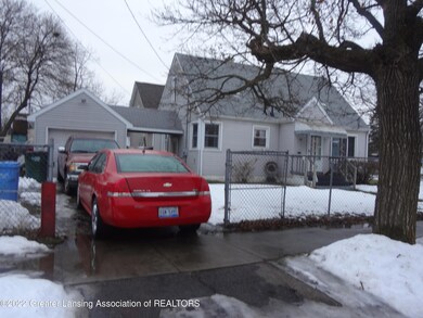 902 W Lapeer St, Lansing, MI 48915 - photo 4