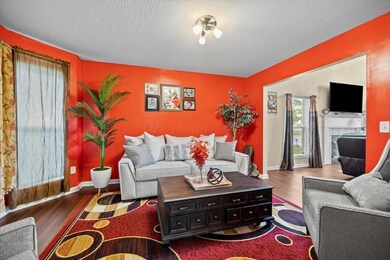 05-Family Room