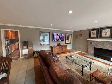 33 Walnut Tree Hill Rd, Shelton, CT 06484 - photo 3