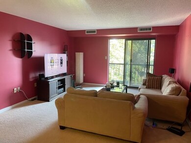 23 Elm St unit 208, Somerville, MA 02143 - photo 2
