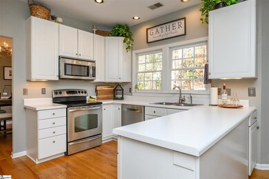 302 Marsh Creek Dr, Mauldin, SC 29662 - photo 6