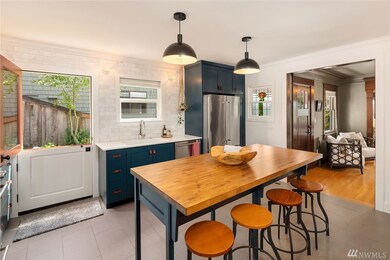 2534 13th Ave W, Seattle, WA 98119 - photo 5