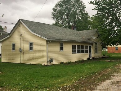 4 N Walnut St, Roachdale, IN 46172 - photo 3