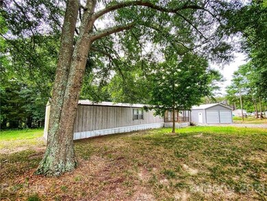 1189 Lotties Ln, Lincolnton, NC 28092 - photo 4