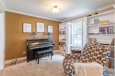 1624 W 67th St, Davenport, IA 52806 - photo 4