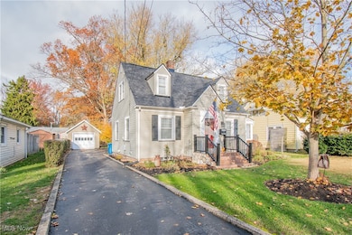 1075 Norwood St, Kent, OH 44240 - photo 2