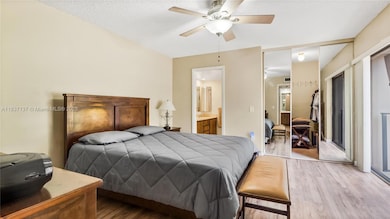 135 Heritage Way, West Palm Beach, FL 33407 - photo 6