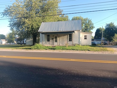 303 W Elnora St, Odon, IN 47562 - photo 2