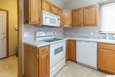 7337 S 53rd Street Ct, Lincoln, NE 68516 - photo 7