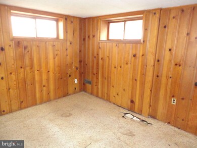 2437 Ridge Rd, Windsor Mill, MD 21244 - photo 4