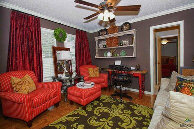 810 Bradley Ct, Tyler, TX 75703 - photo 5