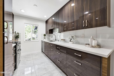 1935 Alpha Rd unit 112, Glendale, CA 91208 - photo 3