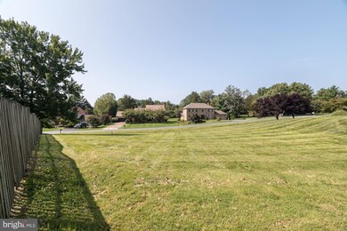 9209 Winterset Dr, Rockville, MD 20854 - photo 6