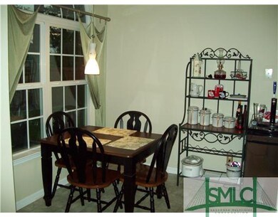 Kitchen. Dining area