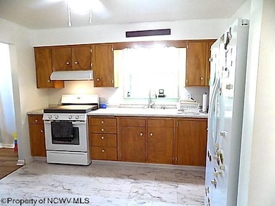 1311 Dorsey Ave, Morgantown, WV 26501 - photo 5