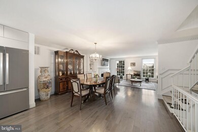 11005 Wickshire Way, Rockville, MD 20852 - photo 4