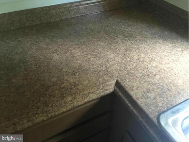 1052 Karen Blvd, Capitol Heights, MD 20743 - photo 5