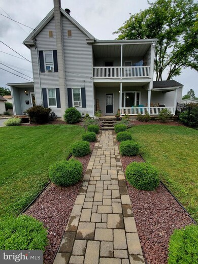 126 S Broad St, Myerstown, PA 17067 - photo 2