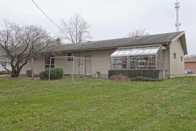 828 Donald St, Medford, WI 54451 - photo 2