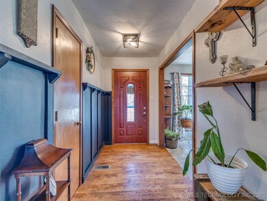 26 Lakeview Dr, Sand Springs, OK 74063 - photo 4