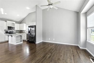 1043 E 14th St, Kearney, MO 64060 - photo 4