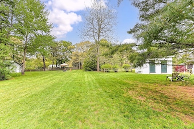 Near-acre side/rear yard
