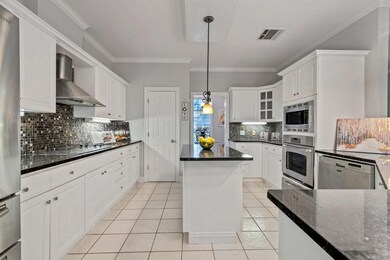 Spacious Kitchen