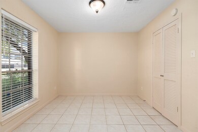 14215 Lost Meadow Ln, Houston, TX 77079 - photo 7