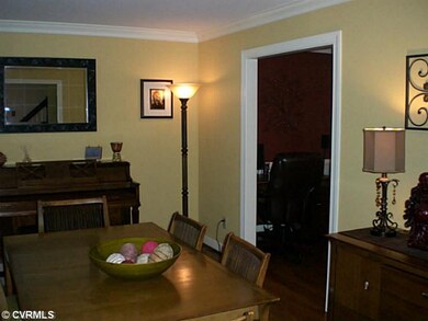 Dining Room - Formal dining room with hardwoods an