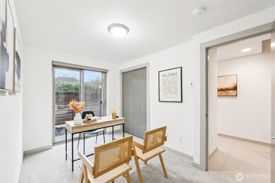 10503 Evanston Ave N unit C, Seattle, WA 98133 - photo 4